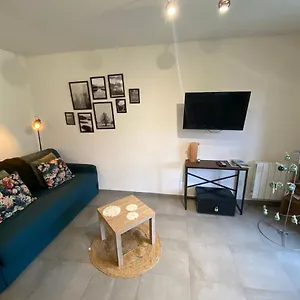 Appartement Douillet, Proche Gare, Terrasse, Cave, Saint-Jean-de-Maurienne
