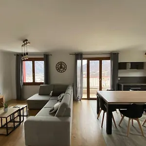 Appartement Au Pied Des Cols, Saint-Jean-de-Maurienne
