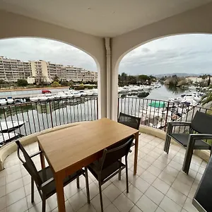  Hébergement de vacances Moderne - Port De - Proche France
